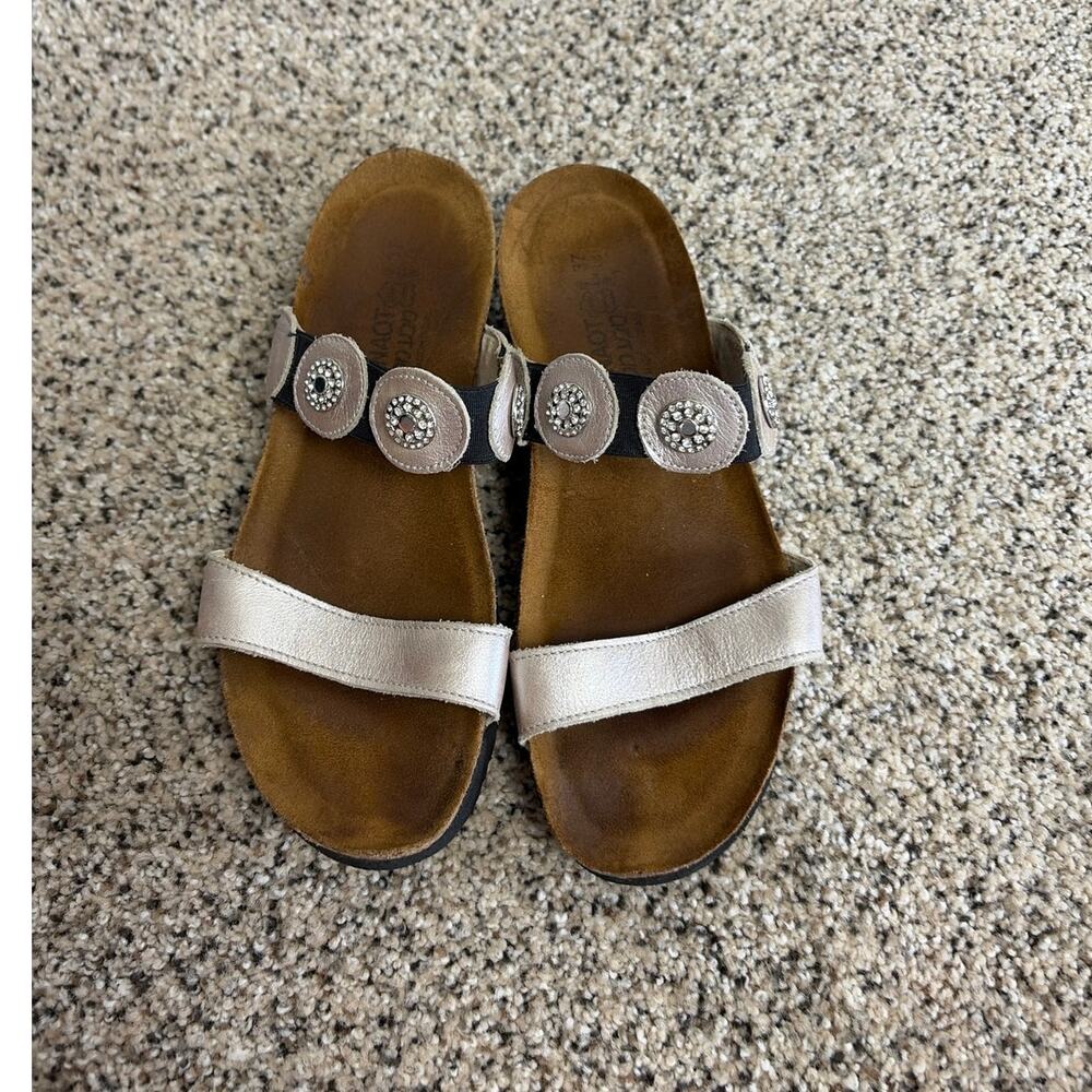 Naot Marissa Sandals Size 37 US 6-6.5 Brushed Copper Jeweled Rhinestone Slip On